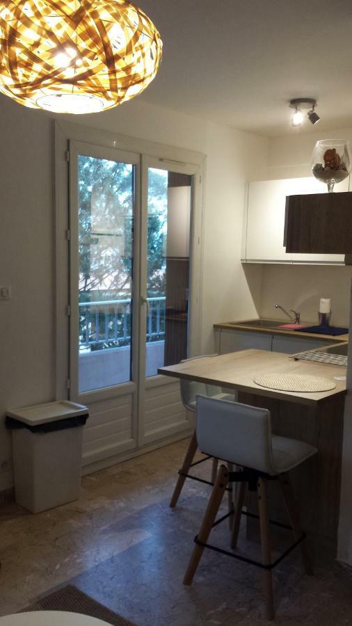 Apartament Studio Portissol Sanary-sur-Mer Zewnętrze zdjęcie